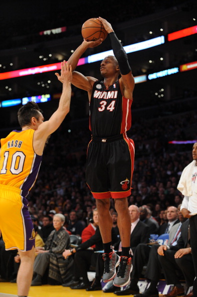 直是每个球 直是每个球