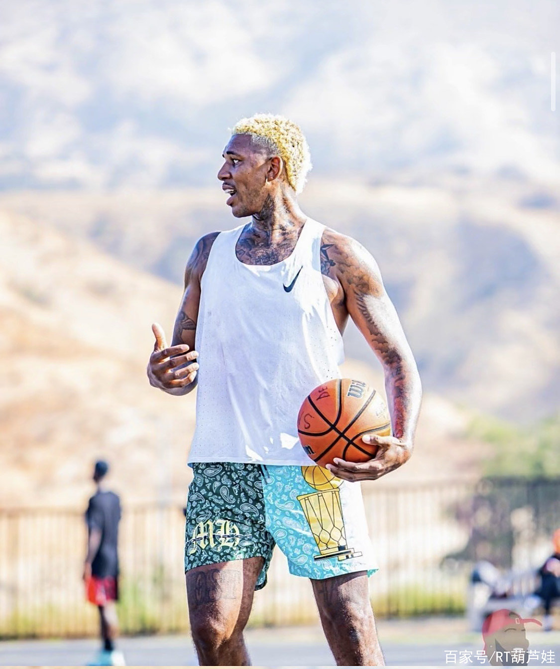 舞台服或灯